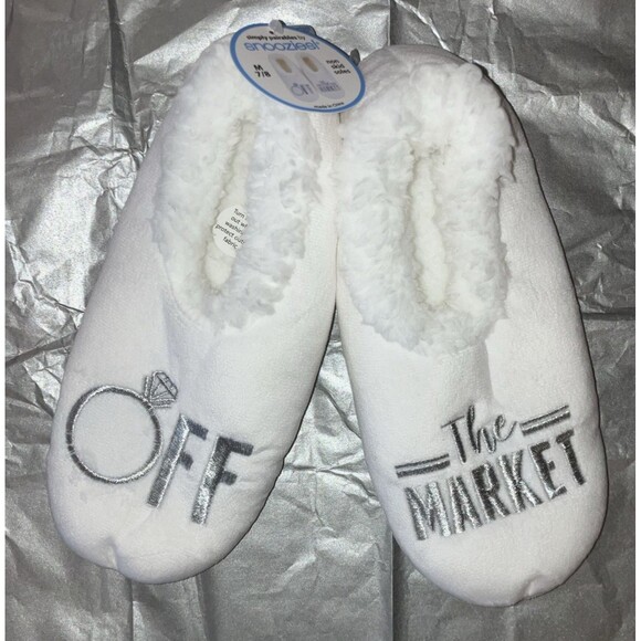 SNOOZIES OFF THE MARKET Bridal Engagment Shower Party House Slippers Booties - Picture 1 of 4